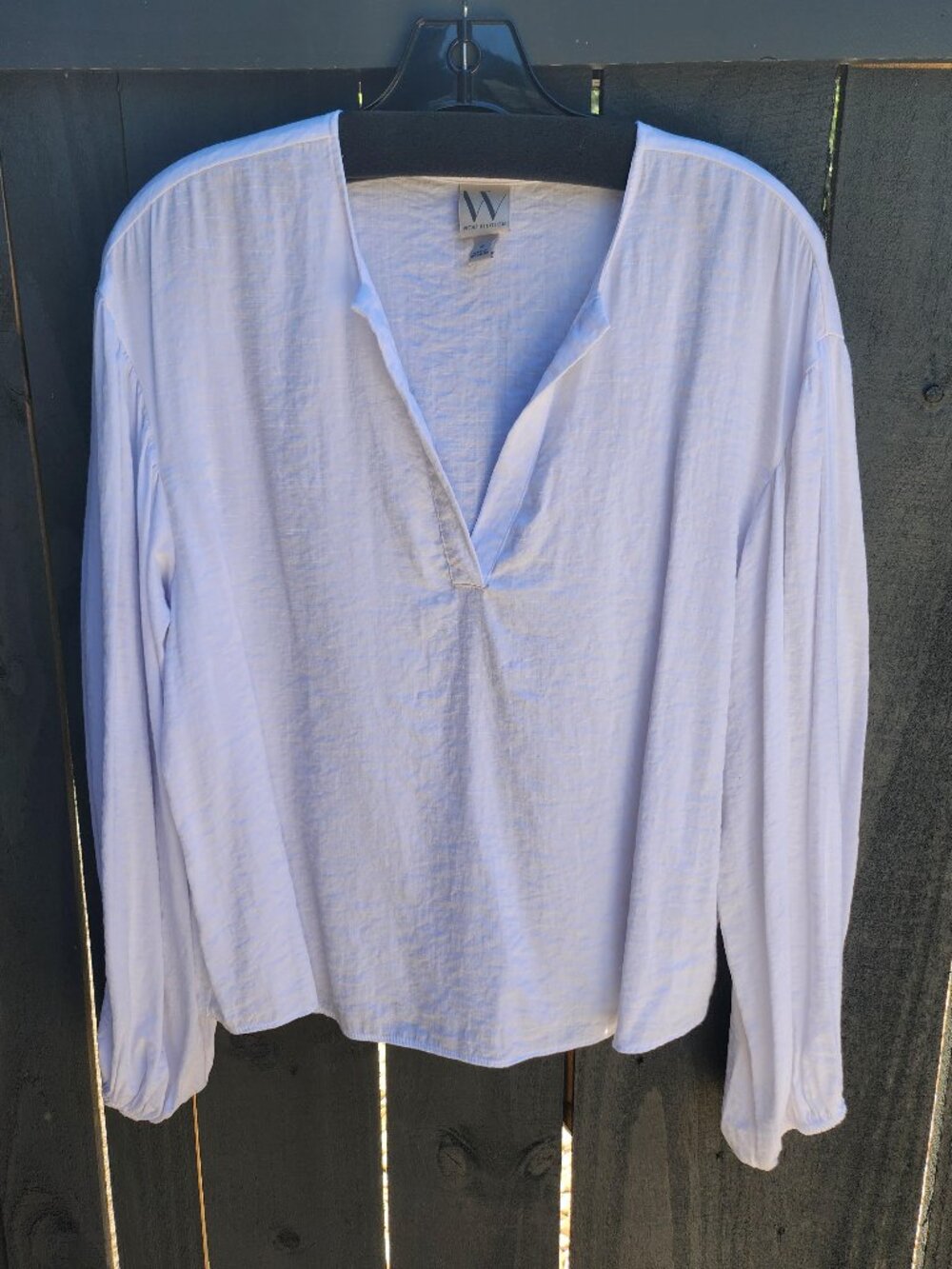 COVINGTON SPLIT NECK MEDIUM WHITE LOOSE FIT SHIRT FOR SUMMER